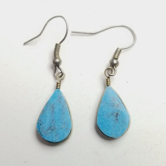 Vintage Blue Wire Wraped Drop Shape Dangle Earrings, Minimal Lightweight - Picture 4 of 5